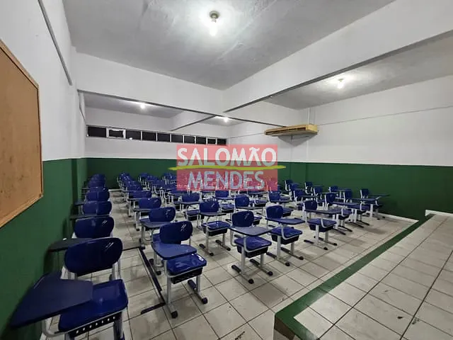 Prédio à venda ou para alugar, no bairro São Brás em Belém