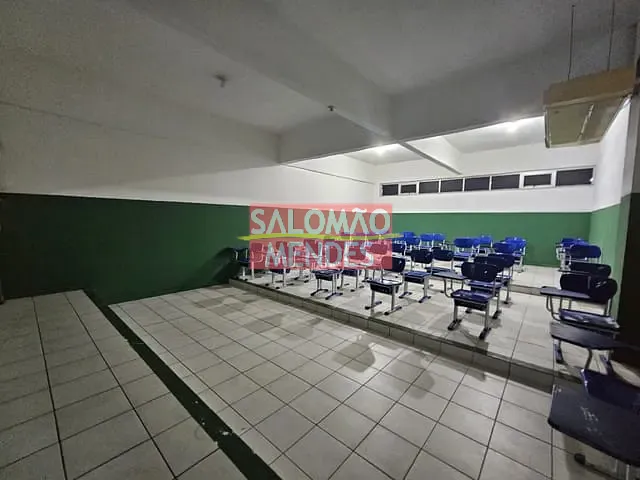 Prédio à venda ou para alugar, no bairro São Brás em Belém