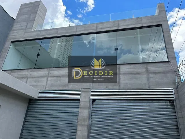 Prédio com 900m², para alugar, no bairro Quarta Parada em São Paulo