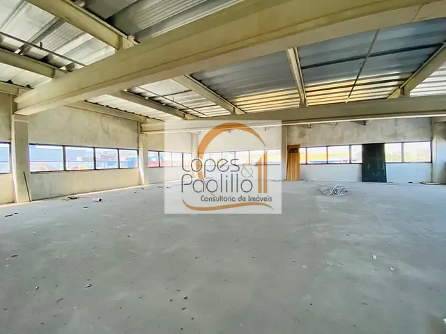 Prédio com 950m², para alugar, no bairro Caetetuba em Atibaia