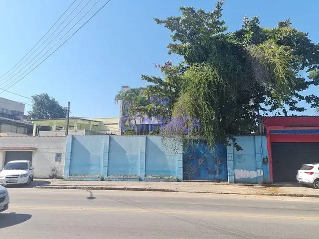 Prédio com 890m², para alugar, no bairro Campo Grande em Rio de Janeiro