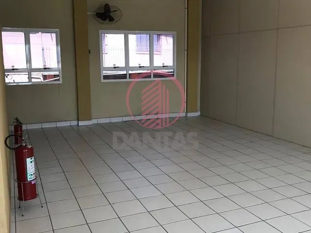 Prédio com 636m², à venda, no bairro Jardim das Flores em Osasco