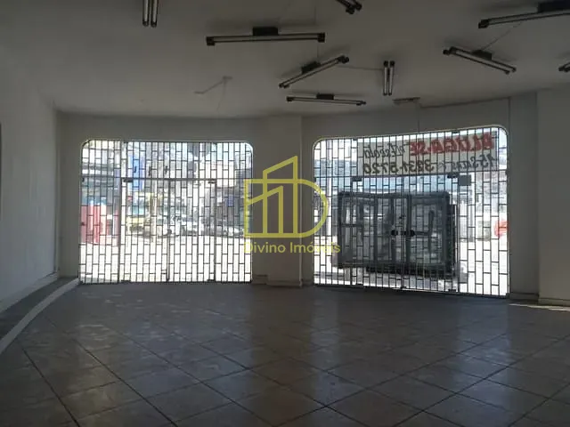 Prédio com 239m², à venda ou para alugar, no bairro Centro em Sorocaba