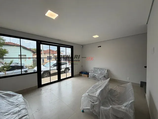 Prédio com 270m², para alugar, no bairro Cidade Nova em Indaiatuba