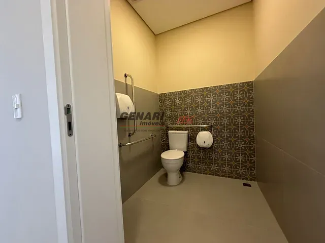 Prédio com 270m², para alugar, no bairro Cidade Nova em Indaiatuba