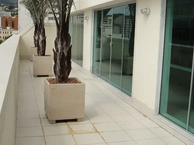 Prédio com 3250m², à venda, no bairro Centro em Rio de Janeiro