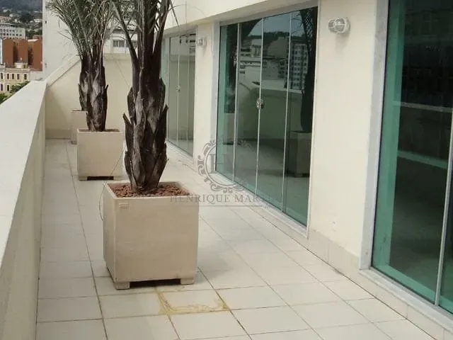 Prédio com 3250m², à venda, no bairro Centro em Rio de Janeiro