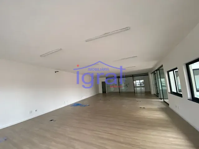 Prédio para alugar, no bairro Vila Guarani (Z Sul) em São Paulo