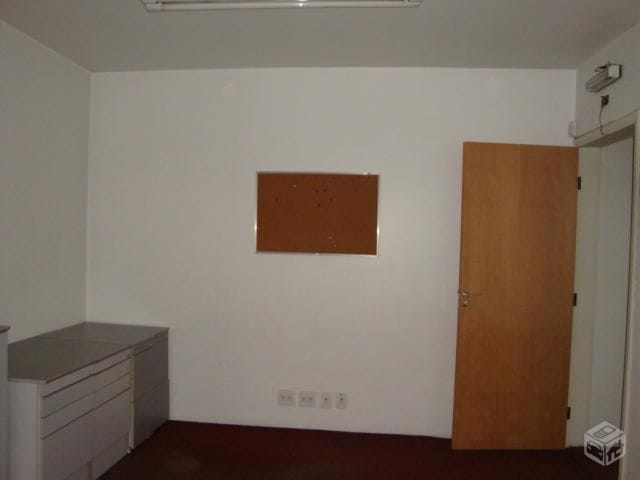 Prédio com 400m², à venda ou para alugar, no bairro Brás em São Paulo