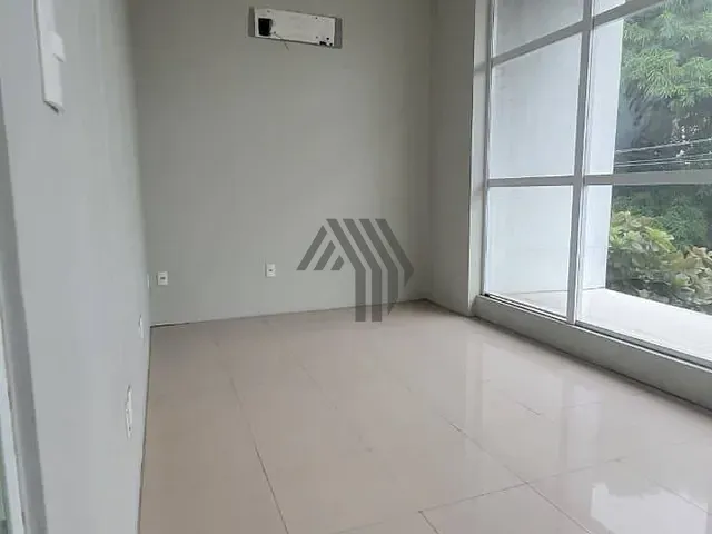 Prédio à venda ou para alugar, no bairro Batista Campos em Belém
