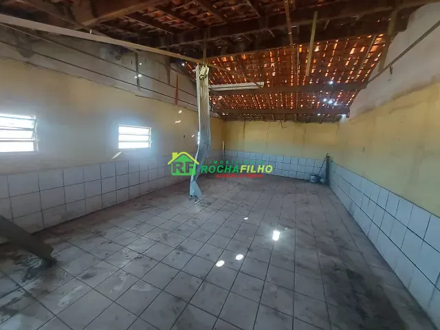 Prédio com 200m² 10 quartos e 3 banheiros, para alugar, no bairro Buenos Aires em Teresina