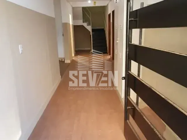 Prédio com 316m², para alugar, no bairro Centro em Bauru