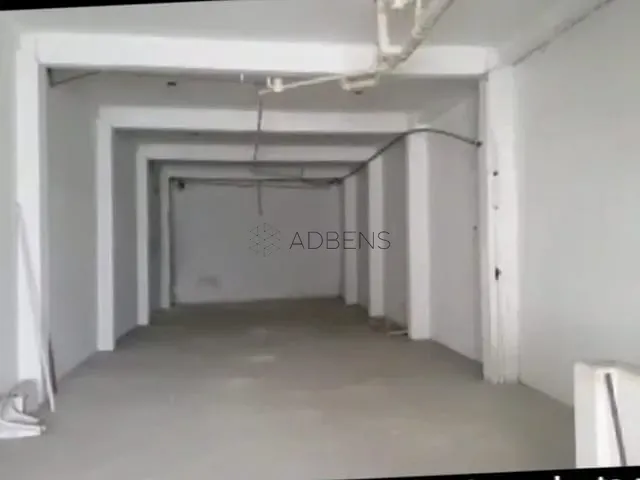 Prédio para alugar, no bairro Sumarezinho em São Paulo