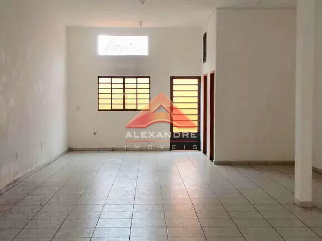 Prédio com 150m², à venda, no bairro Residencial Bosque dos Ipês em São José dos Campos