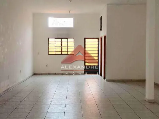 Prédio com 150m², à venda, no bairro Residencial Bosque dos Ipês em São José dos Campos