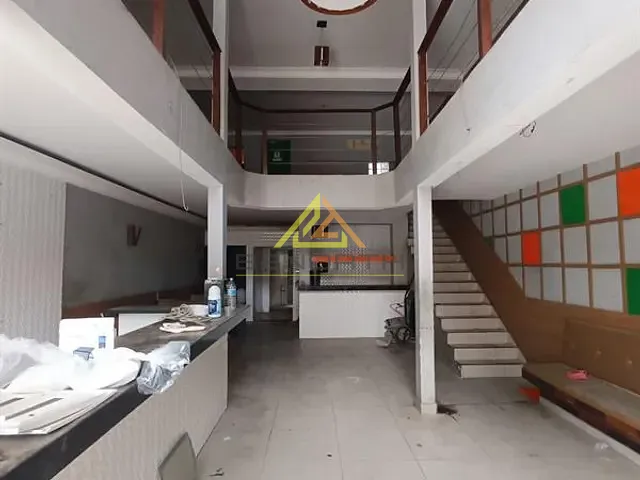 Prédio com 312m², para alugar, no bairro Santana em São Paulo