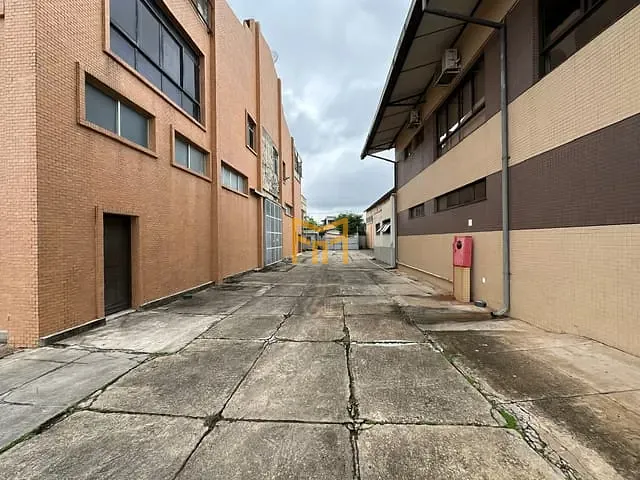 Galpão / Barracão com 4654m², à venda ou para alugar, no bairro Guamá em Belém