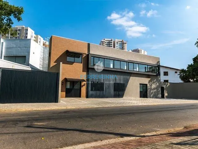 Prédio com 375m², para alugar, no bairro Jardim Esplanada em São José dos Campos