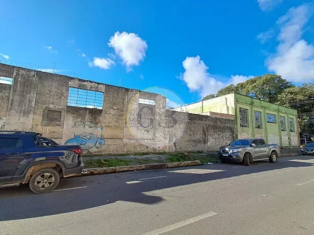 Prédio à venda ou para alugar, no bairro Centro em Pelotas
