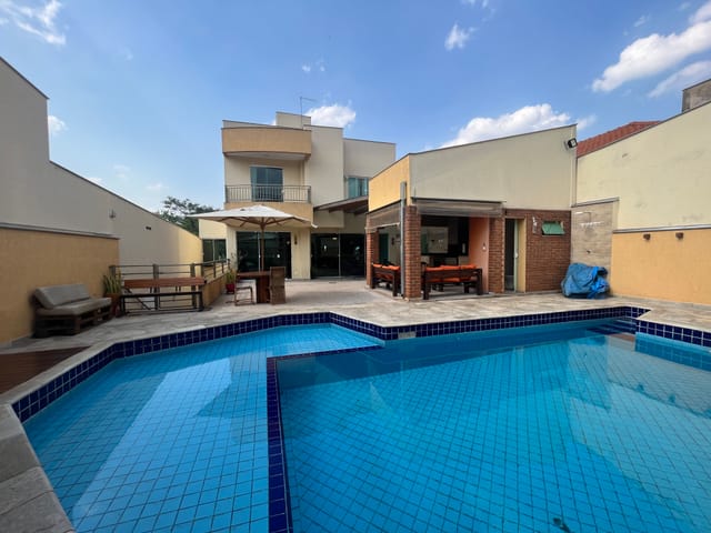 Foto do Prédio - Sobrado à venda, Jardim do Sol - Comercial - 3 pisos - 7 Quartos - Zoneamento ZC4 - Piscina - 6 Banheiros - Garagem | Guepardo Imob