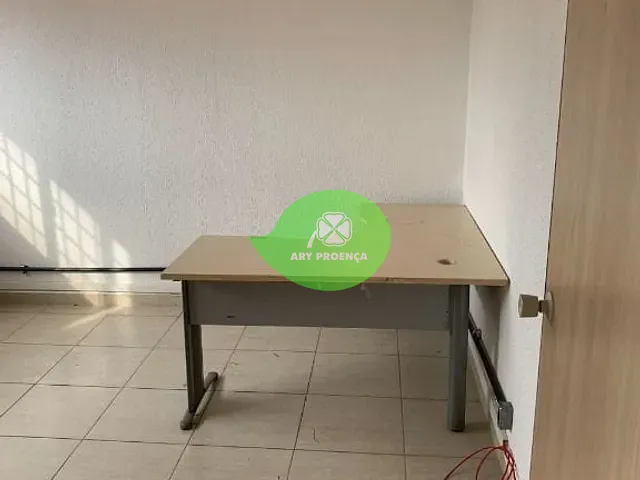 Prédio com 160m², à venda, no bairro Vila Haro em Sorocaba