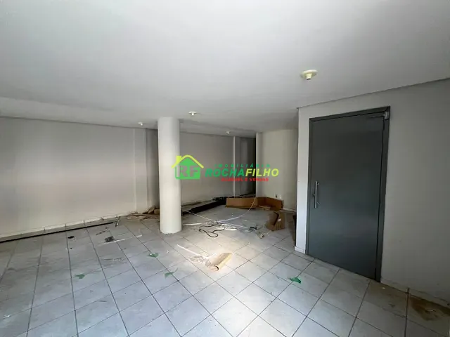 Prédio com 648m² 12 quartos e 21 banheiros, à venda, no bairro Centro em Teresina