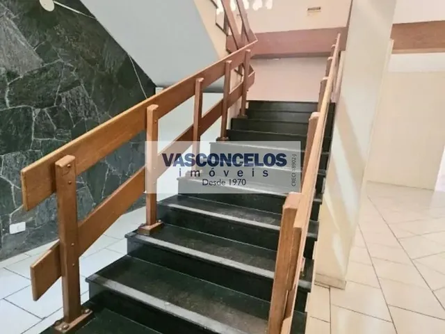Prédio com 450m² 4 quartos e 1 banheiro, para alugar, no bairro Centro em São José Dos Campos