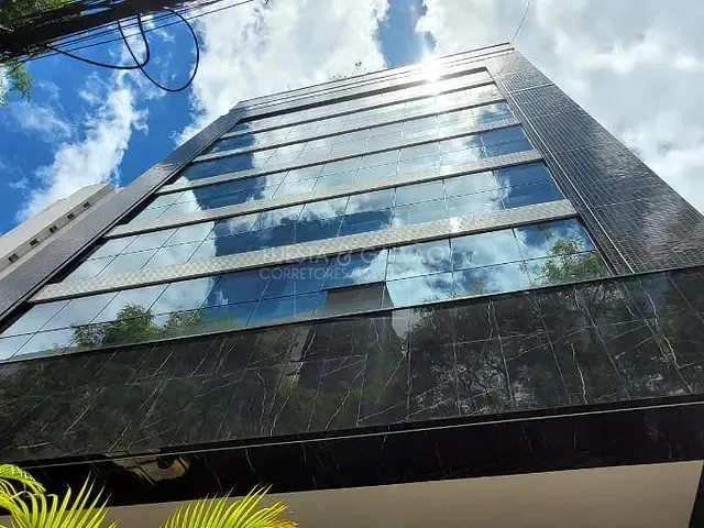 Prédio com 22m², à venda, no bairro Centro em Curitiba