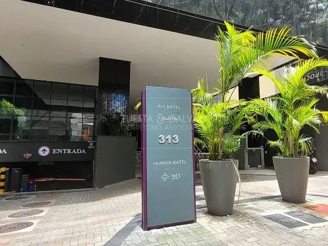 Prédio com 22m², à venda, no bairro Centro em Curitiba