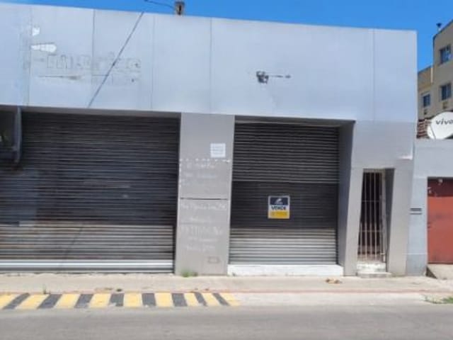 Prédio com 675m², à venda ou para alugar, no bairro Centro em Pelotas