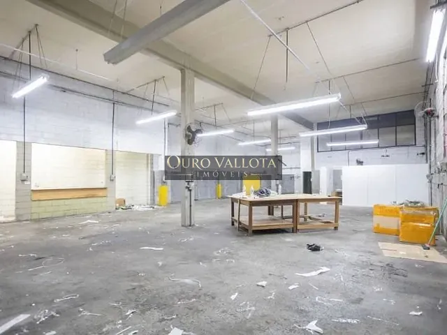 Prédio com 386m², para alugar, no bairro Mooca em São Paulo
