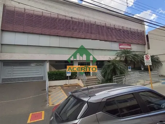 Prédio com 996m², para alugar, no bairro Centro em Araçatuba