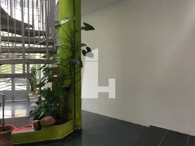 Prédio com 440m², à venda ou para alugar, no bairro Parque Renato Maia em Guarulhos