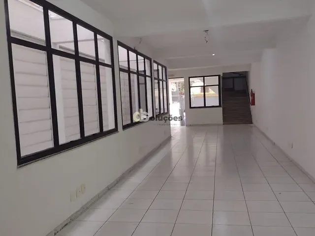 Prédio para alugar, no bairro Santa Cecília em São Paulo