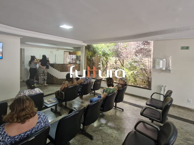 Prédio com 572m², à venda, no bairro Setor Aeroporto em Goiânia