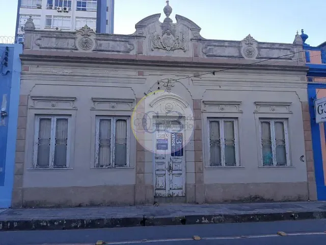 Prédio à venda ou para alugar, no bairro Centro em Pelotas