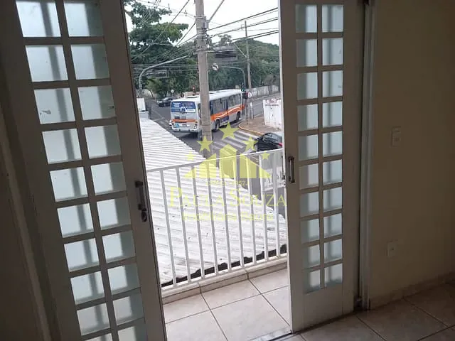 Prédio com 136m², à venda, no bairro Vila Independência em Bauru