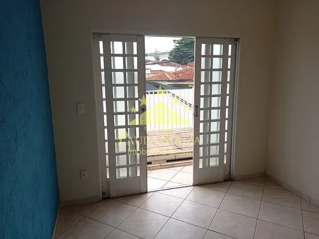 Prédio com 136m², à venda, no bairro Vila Independência em Bauru