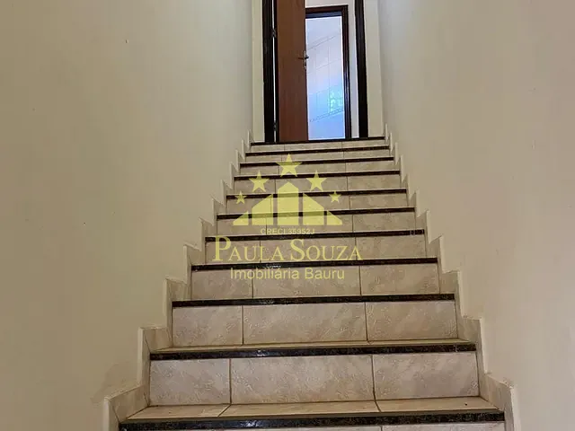 Prédio com 136m², à venda, no bairro Vila Independência em Bauru