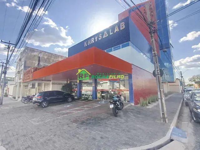 Prédio com 1557m², para alugar, no bairro Centro em Teresina