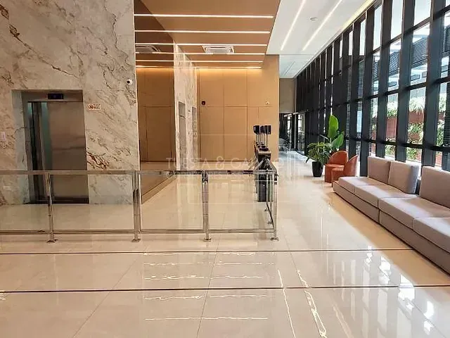 Prédio com 22m², para alugar, no bairro Batel em Curitiba