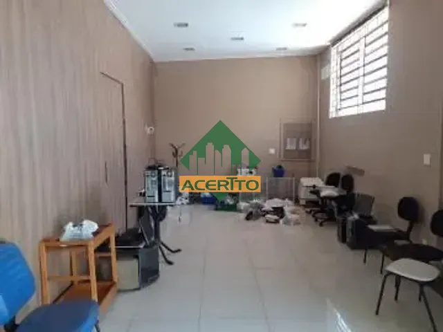 Prédio com 563m², para alugar, no bairro Centro em Araçatuba