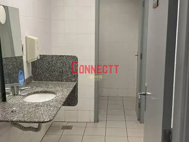 Prédio com 600m², para alugar, no bairro Centro em Ribeirão Preto