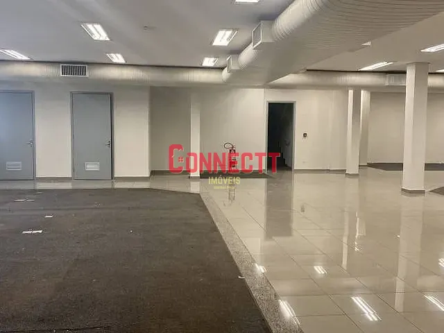 Prédio com 600m², para alugar, no bairro Centro em Ribeirão Preto