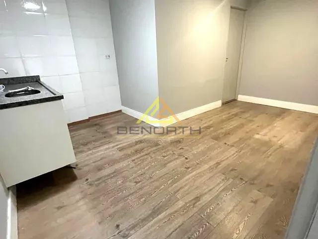 Prédio com 750m², para alugar, no bairro Água Fria em São Paulo