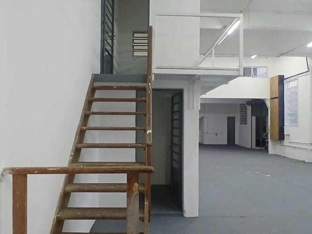 Prédio à venda, no bairro Parque Císper em São Paulo