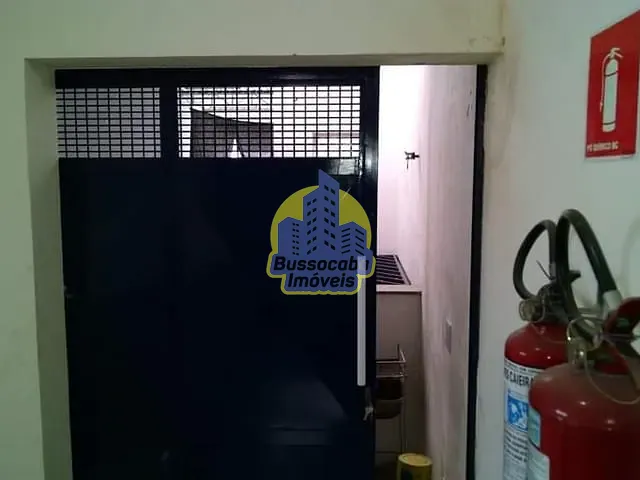 Prédio com 130m², à venda, no bairro Novo Osasco em Osasco