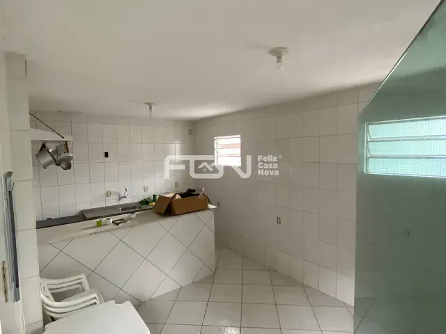 Prédio para alugar, no bairro Verdes Horizontes em Camaçari