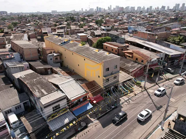 Prédio à venda, no bairro Telégrafo Sem Fio em Belém
