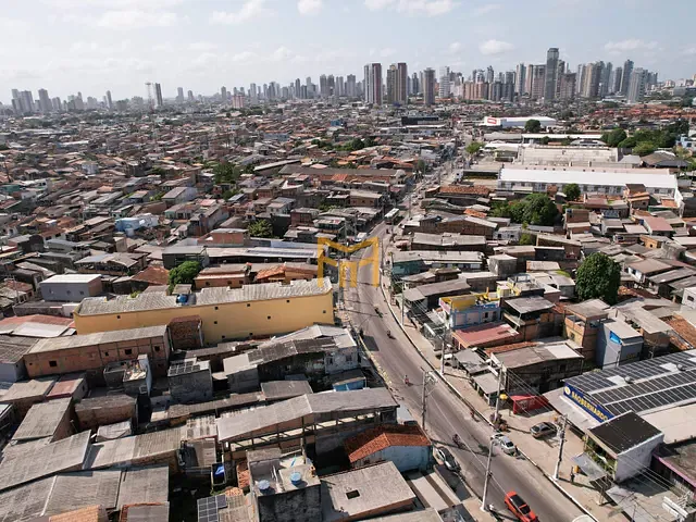 Prédio à venda, no bairro Telégrafo Sem Fio em Belém